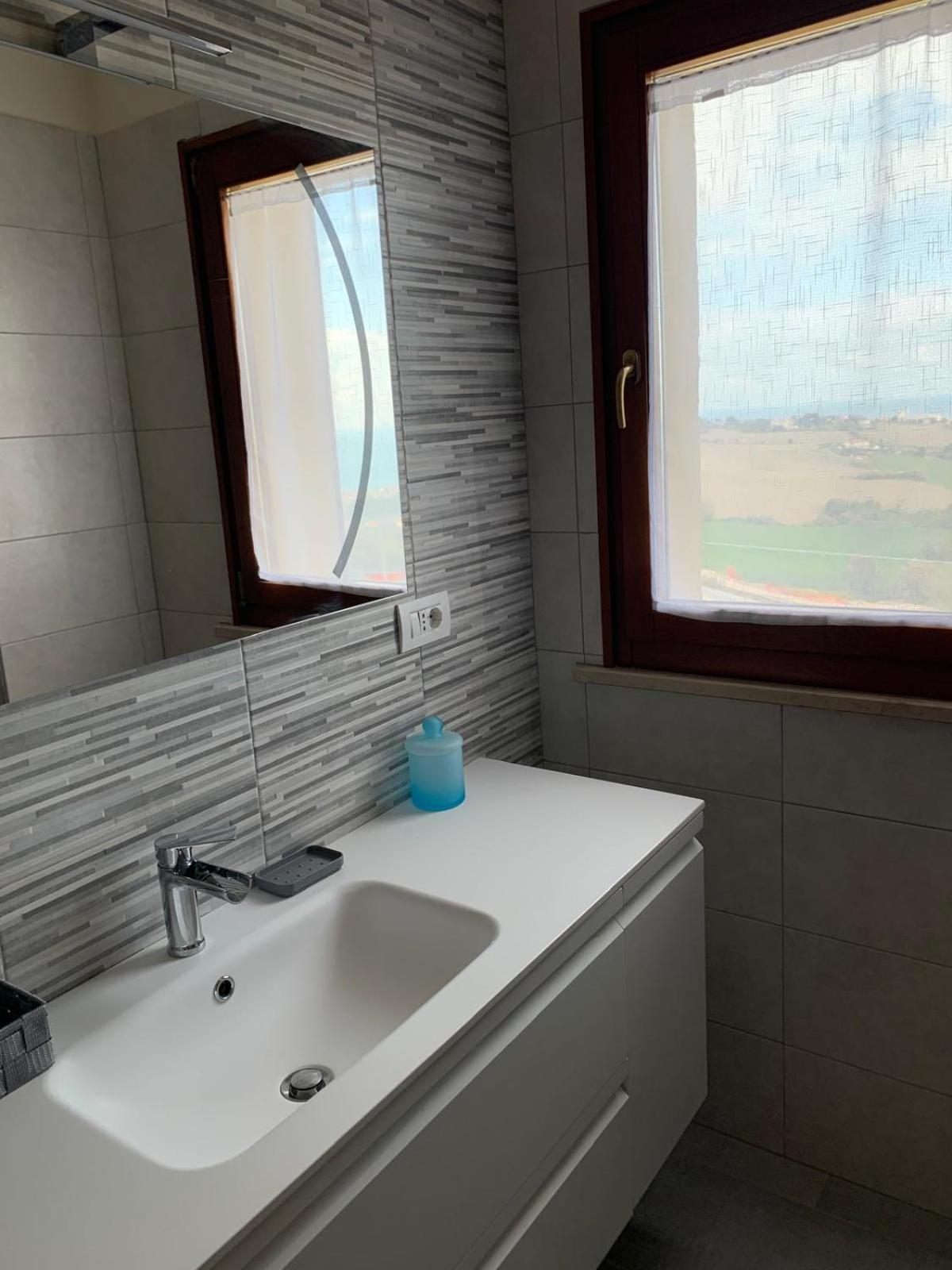 Le Tamerici B&B Ancona Exteriör bild